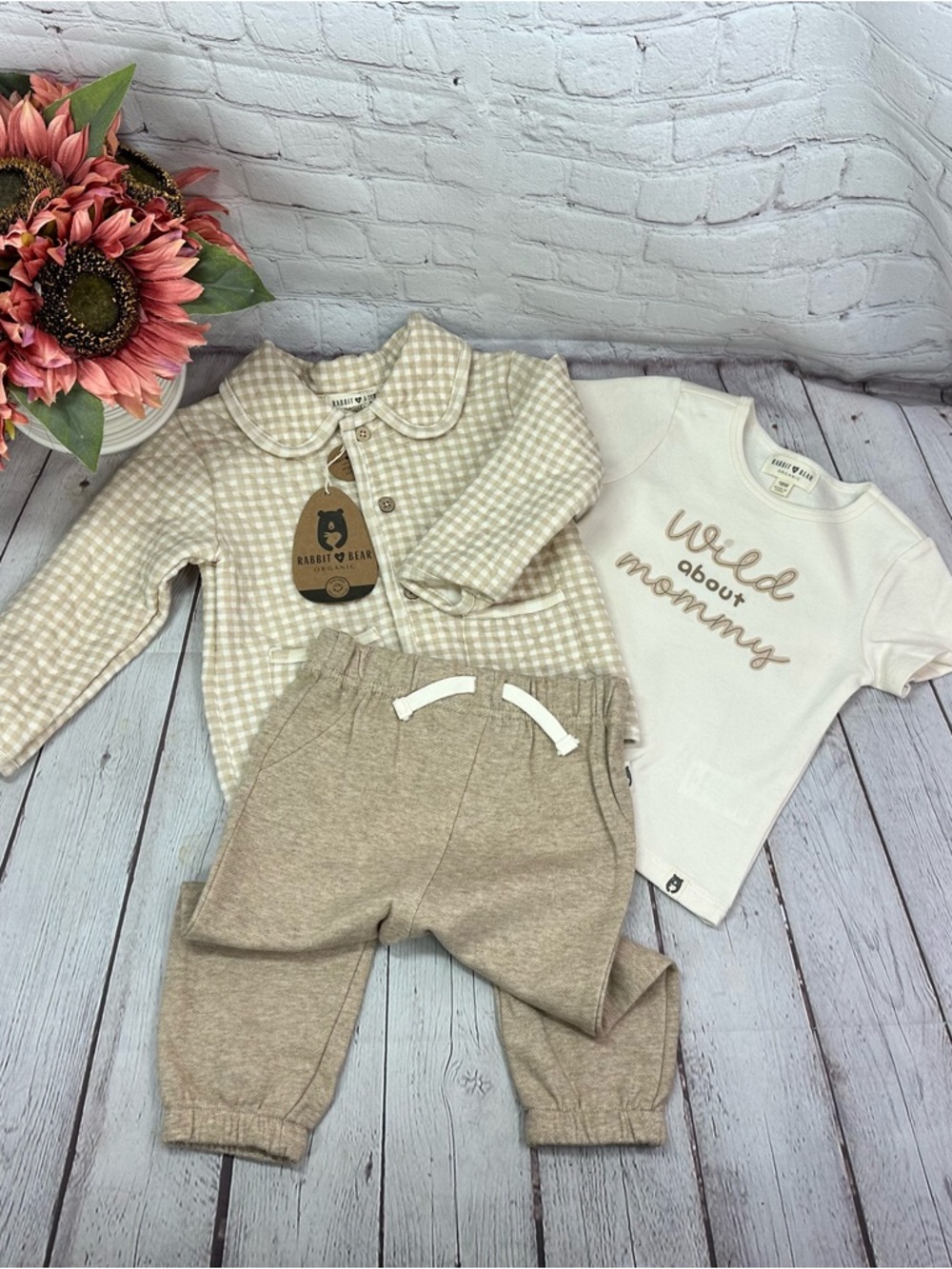 NWT Rabbit + bear Neutral beige 3pc set Jacket Joggers Tee gingham plaid